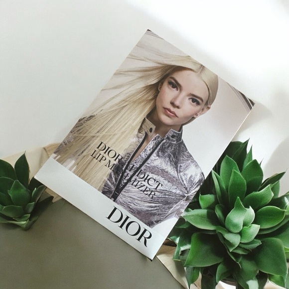 ๐ IT'S TIME FOR A GIVEAWAY! ๐ - Picture 8 of 10